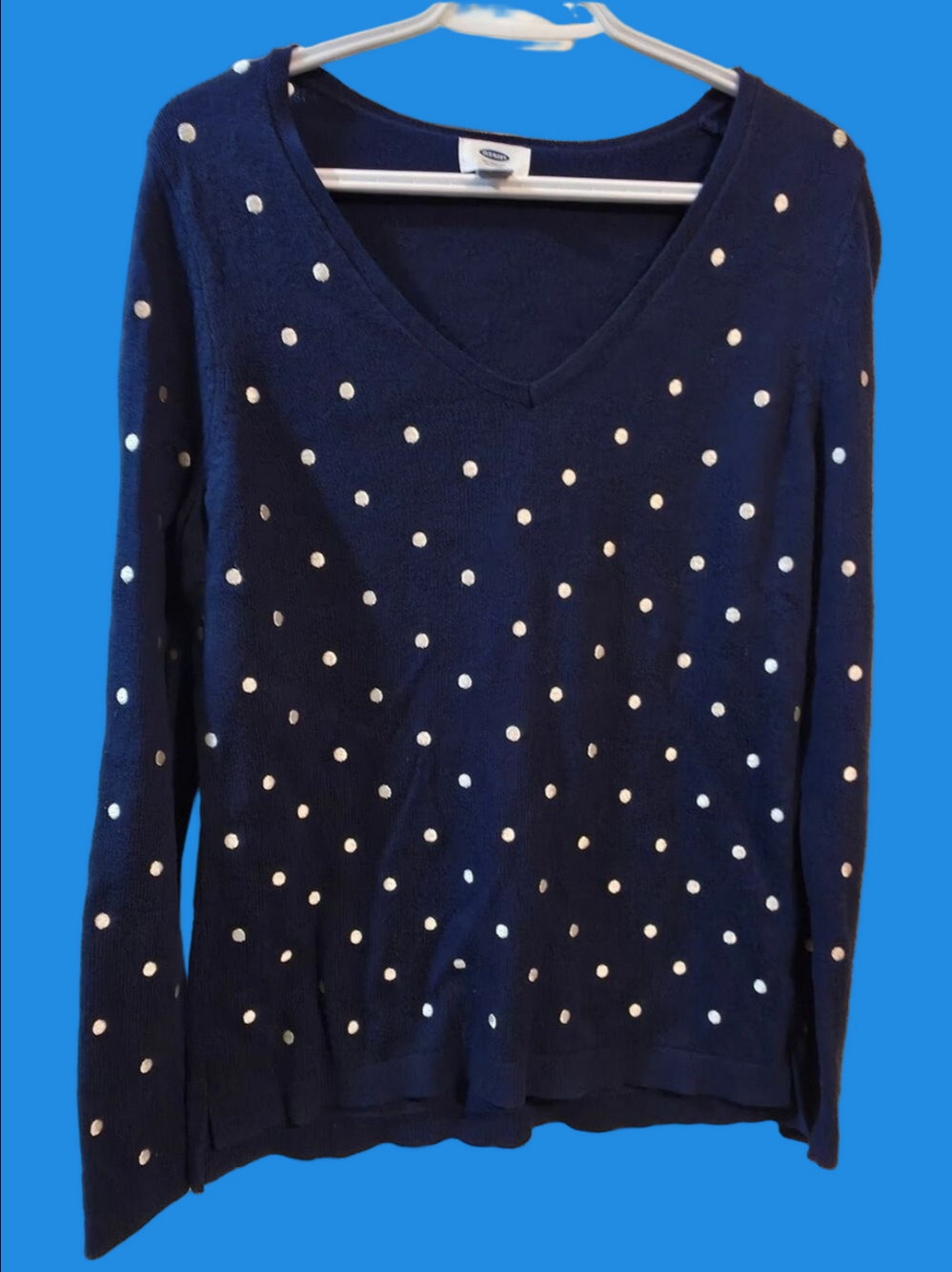 4/$67 Deal! Old Navy Soft Navy Blue V-Neck Polka Dot Sweater